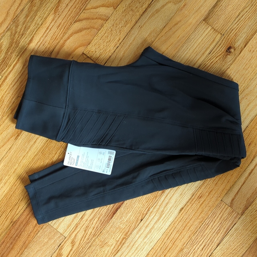 Athleta Delancey Moto Tight, size ST
